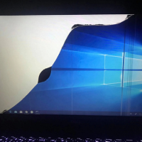 Laptop broken screen replacement